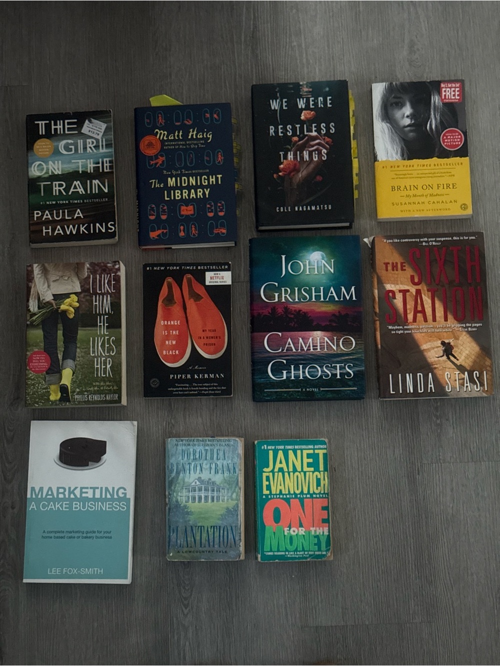 Assorted Paperbacks Book Lot - Mixed Colors